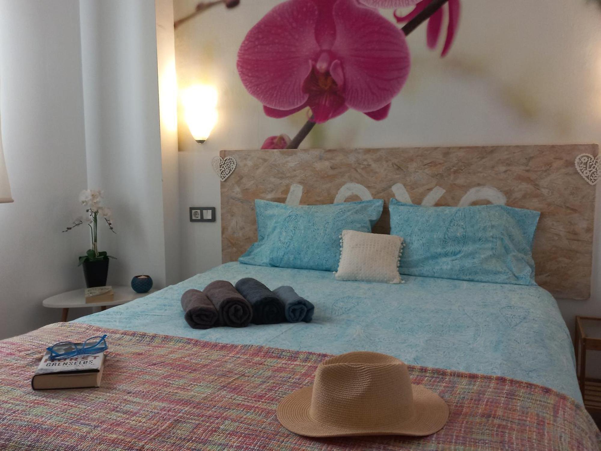 Suite Jinetes Малага Экстерьер фото