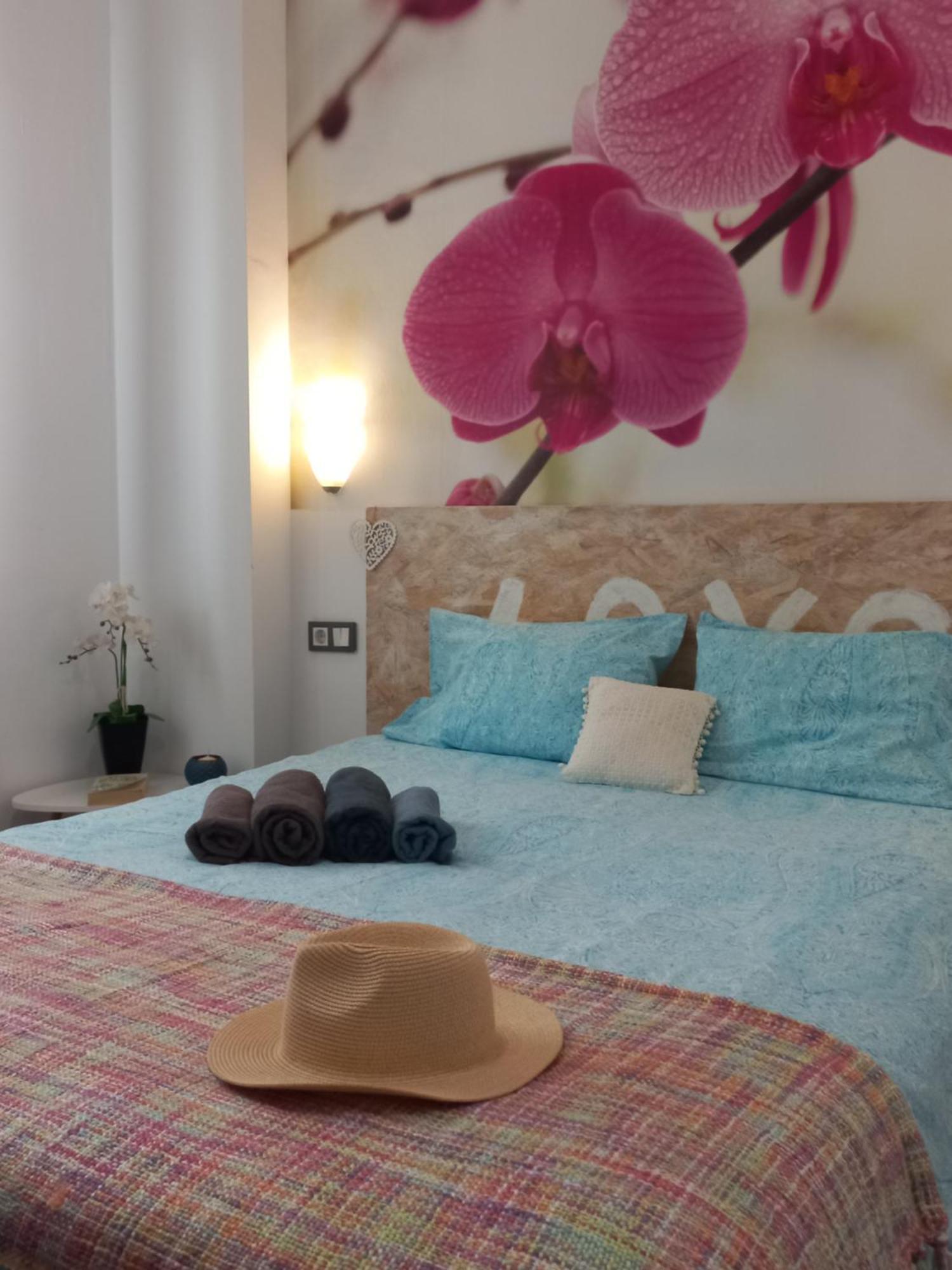 Suite Jinetes Малага Экстерьер фото